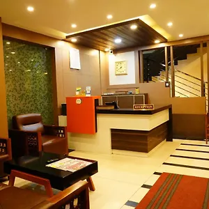 Rainbow Hotel Munnar